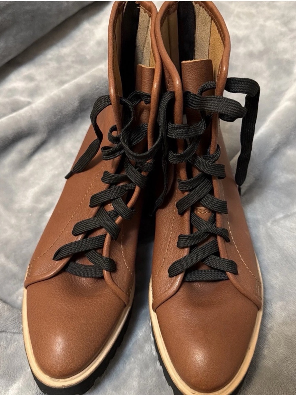 Woman’s Brown Leather High-Top Lace-Up Boots ALL BLACK 8.5